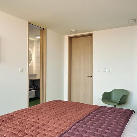 UP THERE design rooms Split Extérieur photo