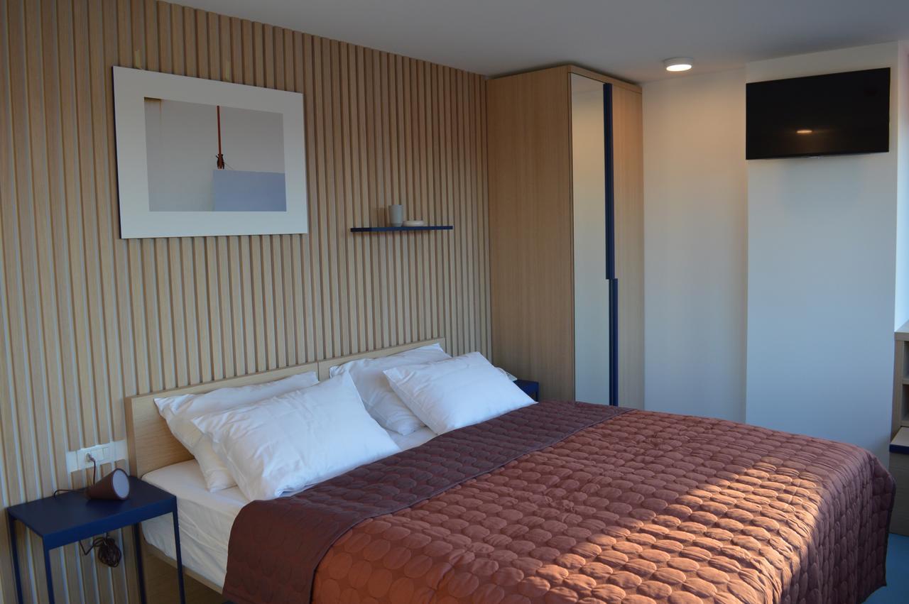 UP THERE design rooms Split Extérieur photo