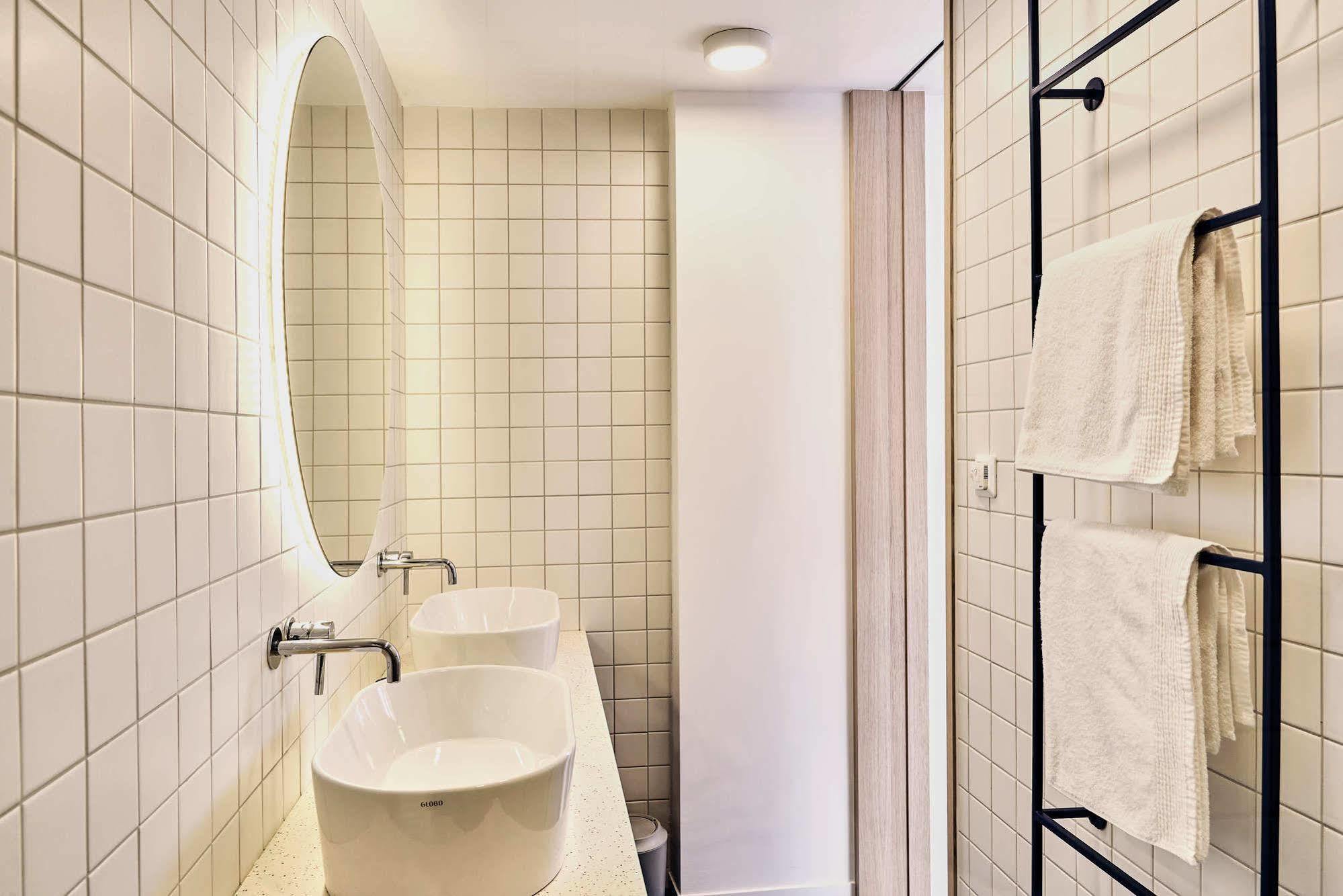 UP THERE design rooms Split Extérieur photo