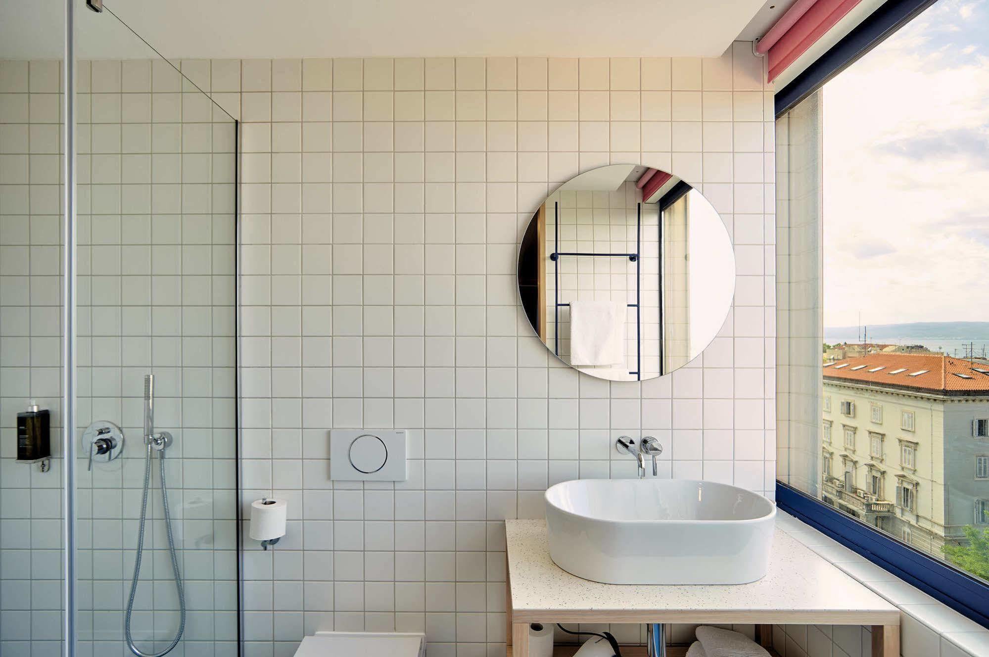 UP THERE design rooms Split Extérieur photo